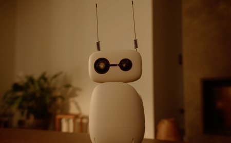 Hugging Face 桌面机器人 Reachy Mini 开订：长相呆萌，支持超 170 万个 AI 模型