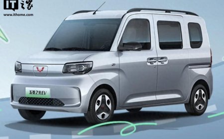 五菱之光 EV 电动微面 305km 进取型开启盲订，新增副驾气囊、倒车影像等