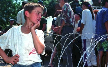 “真正的地狱”：三名斯雷布雷尼察幸存者30年前如何与死神抗争