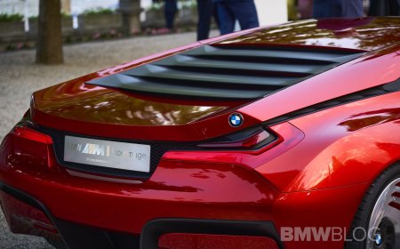 经典与概念碰撞：宝马展示 M1 和 M1 Hommage 传奇汽车搭档