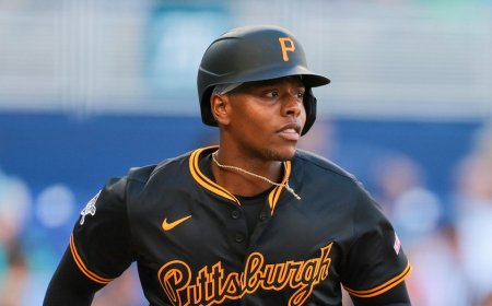 Pirates deal Ke'Bryan Hayes to Reds in NL Central division trade