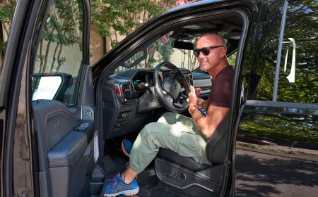 Tim McGraw Unveils Newly Shaved Head, Shows Off Ripped Muscles in Nashville