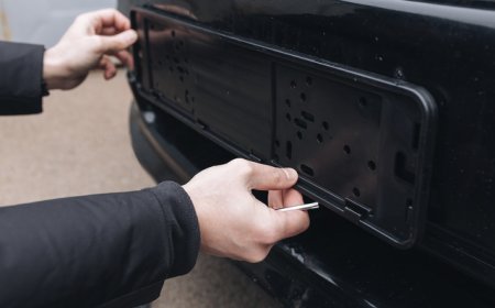 女子摇中“88888”车牌被传卖了280万元，涉事汽车经销商否认