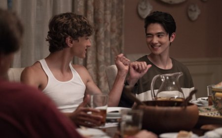 TSITP’s Sean Kaufman Reveals the Mastermind Behind His Curly Hair Glow-Up