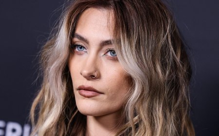 Paris Jackson Confirms End Of Engagement To Fiancé After Crying 'Breakup Tears' In Broad Daylight