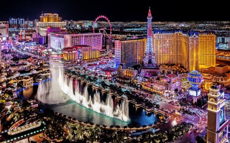 Las Vegas tourism drops sharply as some visitors claim 'casinos are empty' amid rising costs