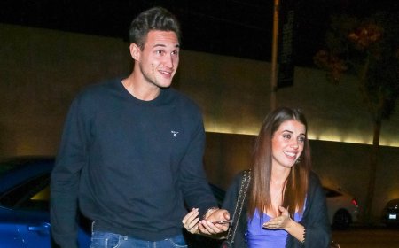 Ex-NBA star's wife bitten by shark in Puerto Rico