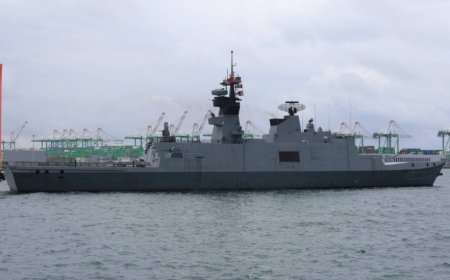 台军“承德军舰”升级后首次海试 装备垂发系统