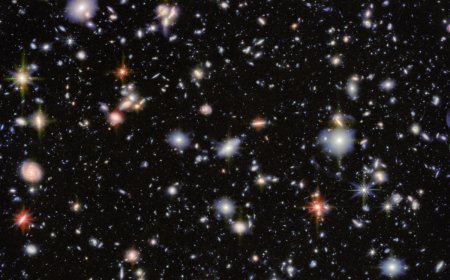 迄今最清晰宇宙图像：韦布望远镜重访哈勃超深场，耗时近 100 小时拍摄