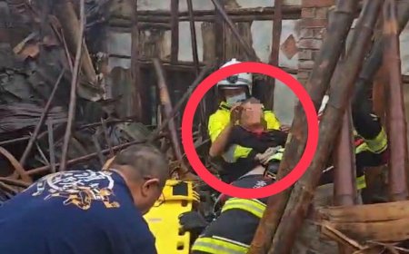 豪雨不斷！斗南木造老屋轟然倒塌　61歲婦受困木頭堆獲救