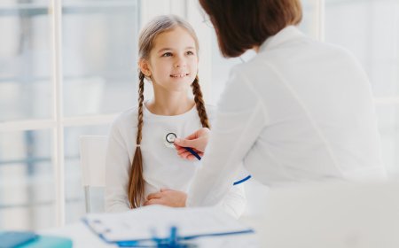 再也不怕語無倫次！「漢堡架構法」讓說話層次分明