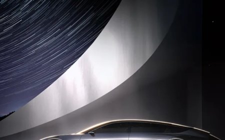 别克 ELECTRA ORBIT 电动概念车亮相：中国团队构想开发，对开剪刀门、科幻线条造型