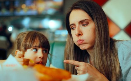 Grandmother's response to mom 'giving in' to toddler at dinner sparks heated debate