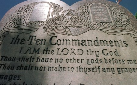 Federal judge blocks Arkansas Ten Commandments law in certain districts