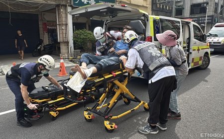 高雄透天厝竄濃煙！切割鐵捲門火花引發氣爆　1人燒燙傷送醫