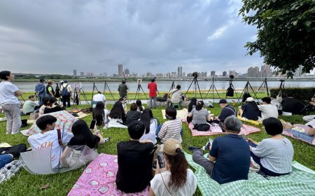 大稻埕夏日節首日沒下大雨！民眾2點到卡位等煙火　現場人潮曝光
