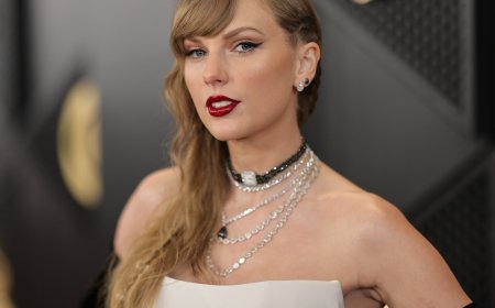 Swifties Find Taylor Swift Connection in Travis Kelce's Press Conference