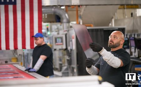 苹果公司宣布增加美国制造业投资至 6000 亿美元，推出美国制造计划