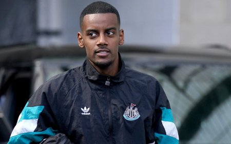 Alexander Isak banished from upcoming Newcastle matches after training alone amid Liverpool transfer push