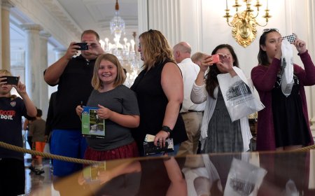 First lady Melania Trump to continue 'tradition' of White House tours following pause