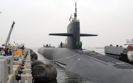 Trump's nuclear submarine chess move should send chills down Putin's spine – and yours