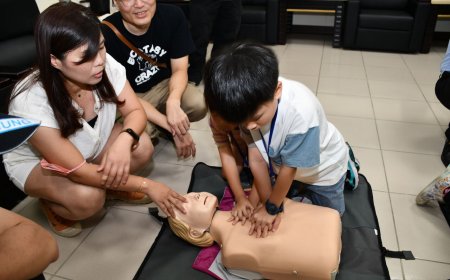 台中50童陪消防老爸闖五關　志工媽包餃慰勞帥男警