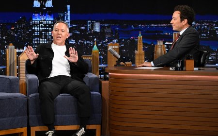 Gutfeld reminisces with Fallon about their supportive mothers during 'Tonight Show' appearance