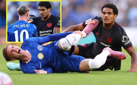 Cole Palmer squares up to ex-Premier League star after horror challenge that left him limping