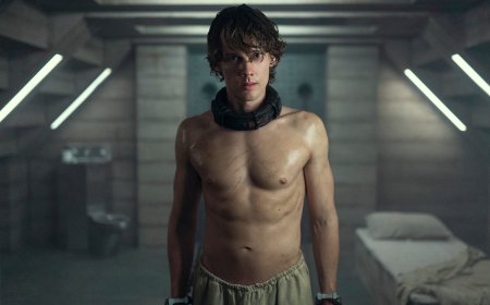 ‘Wednesday’ Star Hunter Doohan on Killing [SPOILER] and Why Missing Lady Gaga on Set Felt Like a ‘Hate Crime’: ‘I’m the One Gay Guy on the Show!’