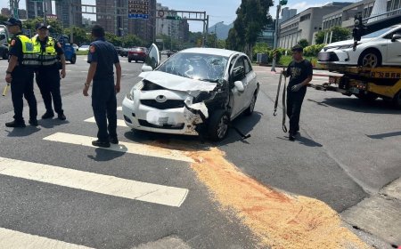 北投車禍畫面曝！22歲駕駛紅燈煞不住　猛撞2車4人受傷