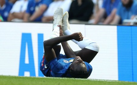 Trevoh Chalobah issues fresh update on injury after scare during Chelsea friendly