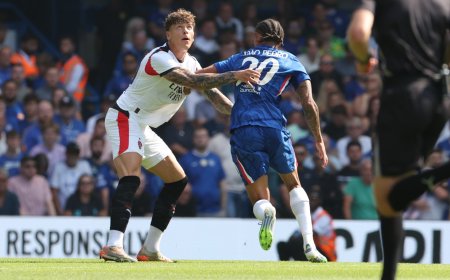 AC Milan star has nightmare 18 minutes against Chelsea with own goal and red card