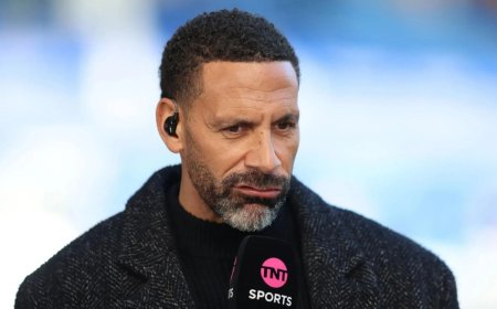 Rio Ferdinand replaced by free agent Premier League star for TNT Sports Community Shield coverage