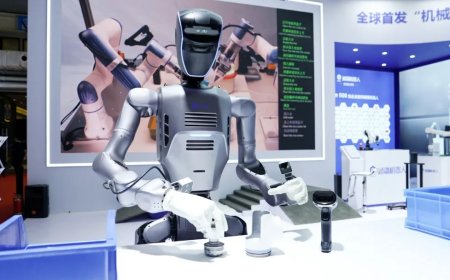 国内首款：越疆人形机器人 DOBOT Atom Ⅱ 亮相，毫米级操作，装爆米花、倒柠檬茶、做煲仔饭