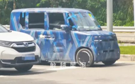 比亚迪日本市场特供 K-Car 车型谍照曝光：方正外形配后排侧滑门、20 千瓦时电池 WLTC 续航约 180 公里