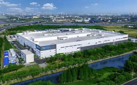 海归博士15年苦熬未来技术，获腾讯、“宁王”押注