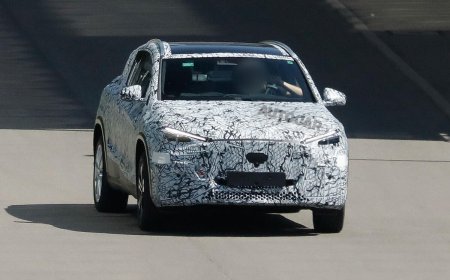 剑指大众高尔夫、ID.3，奔驰全新一代 GLA 将提供燃油、纯电双版本