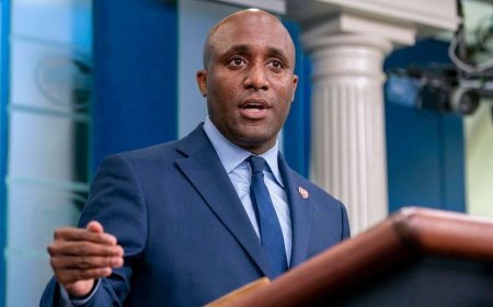 Kansas City mayor claims Trump targeting cities with Black leaders in crime crackdown