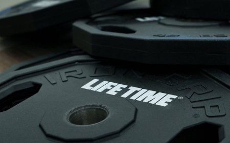 Hayley McNeff, champion bodybuilder and life coach, dead at 37