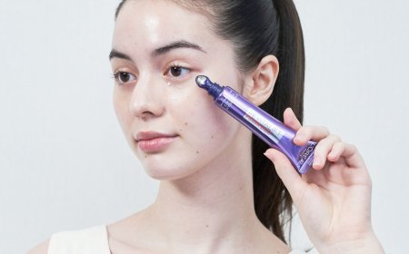 超便利！「冰鎮按摩眼霜」超紅　一觸冰涼改善眼周疲態