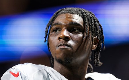 ‘This is outrageous’ – Fans divided after top NFL pick Cam Ward struggles again with lopsided numbers