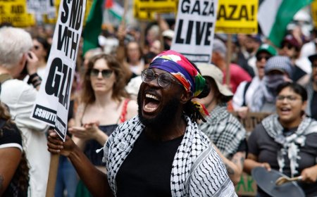 Thousands storm Manhattan calling for 'global intifada,' a phrase with a pending violence designation