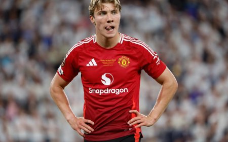 Rasmus Hojlund ruthlessly left out of Manchester United squad to face Arsenal