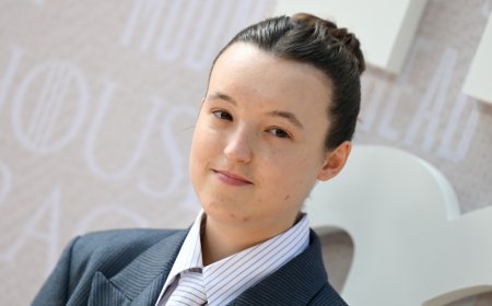‘The Last of Us’ Star Bella Ramsey Would Love to Play Spider-Man and Make a Heist Movie With Pedro Pascal