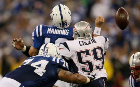 I’m a two-time Super Bowl linebacker who now owns UPS franchise and a cupcake shop