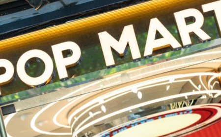 股价创新高！泡泡玛特上半年营收大增，大涨后机构观点现分歧