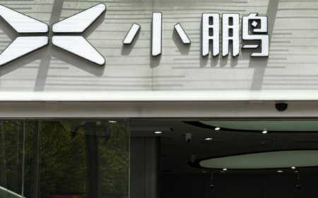 小鹏汽车上半年净亏损收窄至11.4亿，交付量同比增超两倍