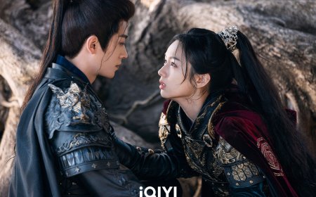 古裝劇片場欄杆鬆脫…男女主角跌進水裡　「小章子怡」驚慌：完了