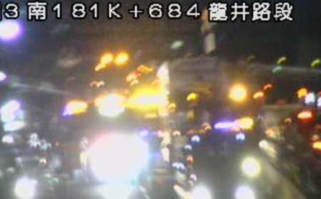 快訊／國3大貨車物品散落　南下龍井段塞3公里