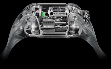 HUBLOT打造垂直結構時間引擎　藍寶石與黑陶瓷款出擊